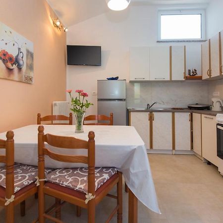 Apartman Ana Labin  Bagian luar foto